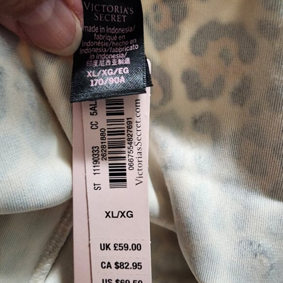 Victoria Secret Leopard Print Velour Set Top-L Pants-XL NWT - Picture 7 of 8